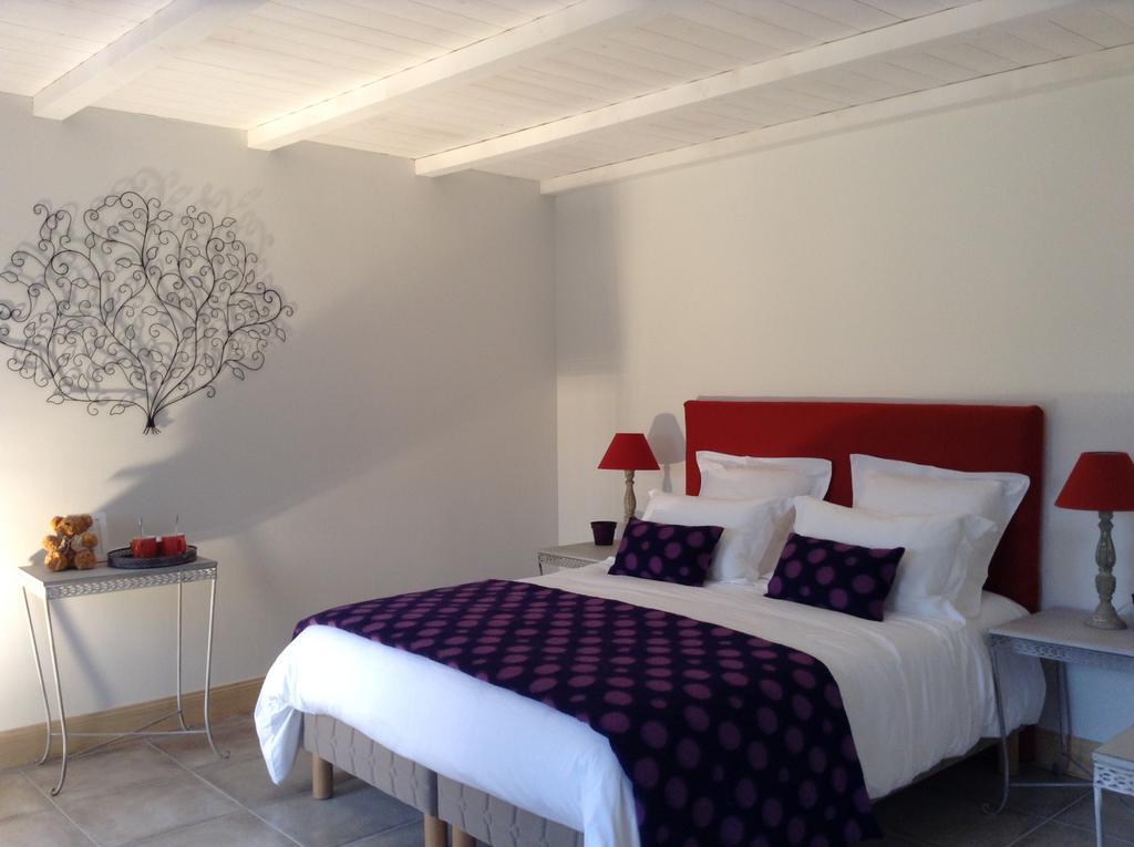 Bed and Breakfast La Grange D'Aunis Aigrefeuille-dʼAunis Pokój zdjęcie